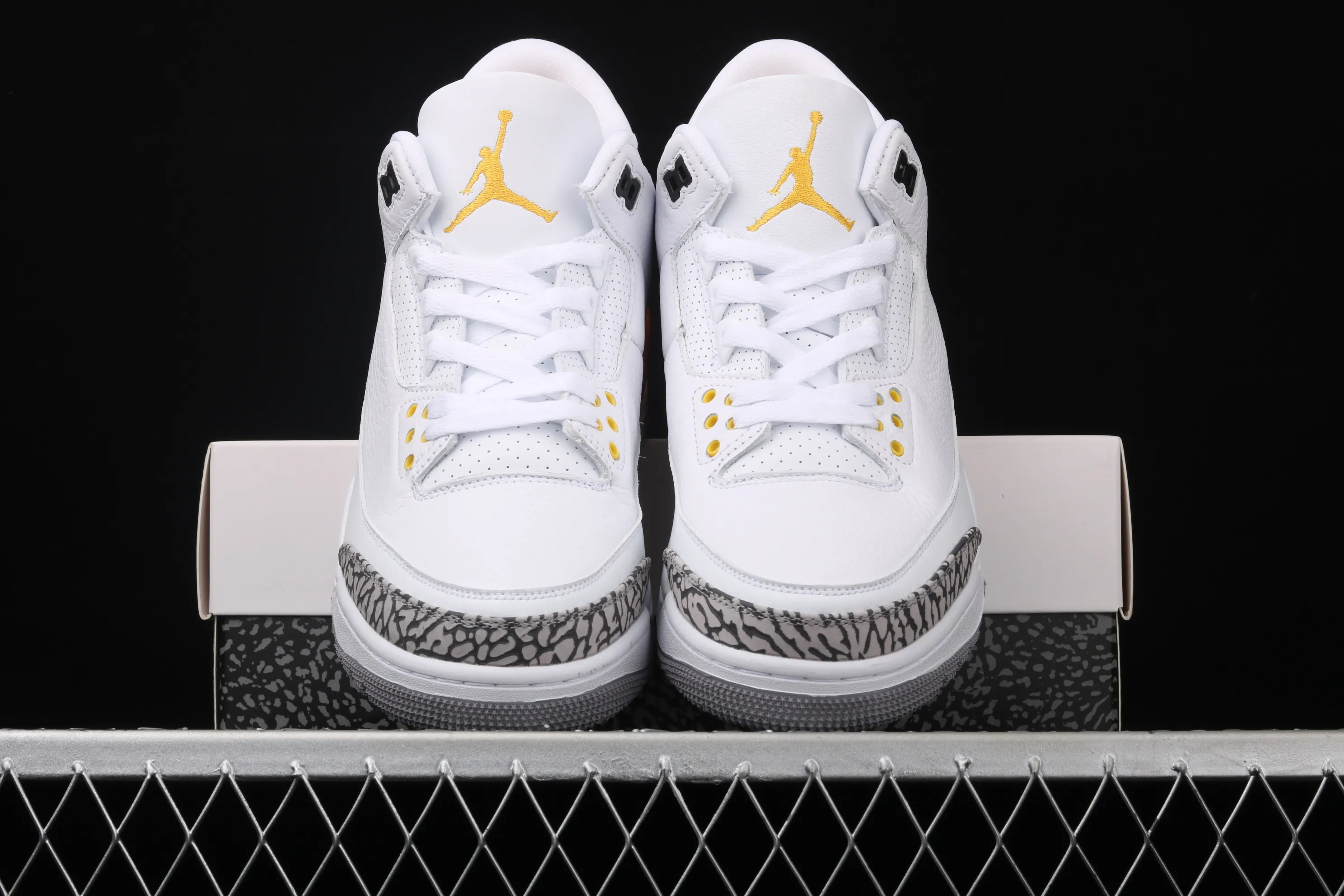 All categories Air Jordan Jordan series basketball shoes Air Jordan 3 Air Jordan 3 Retro "Laser Orange" AJ3 Joe 3 White Yellow White Orange Lakers CK9246-108
